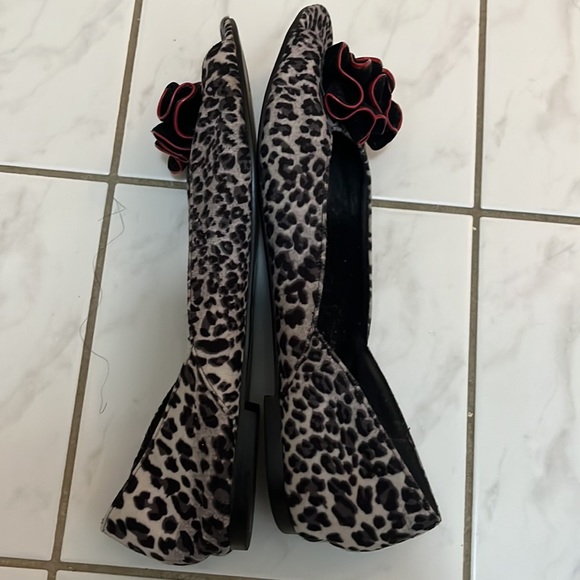 Ladies flat shoes - Picture 3 of 5